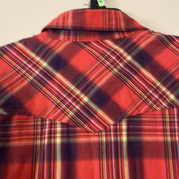 Cinch modern fit pearl snap shirt - Picture 9 of 11